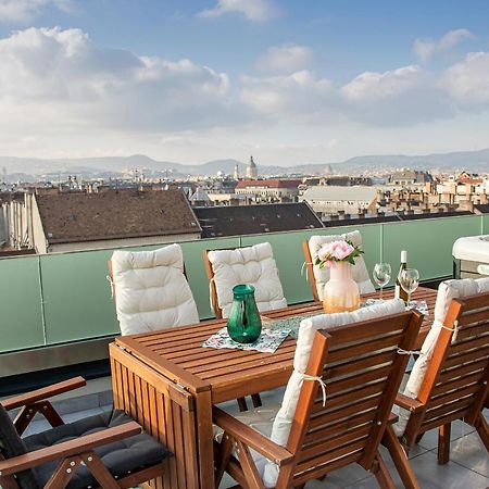 Centropolitan Penthouse #Jacuzzi #Freeparking Apartamento Budapeste Exterior foto