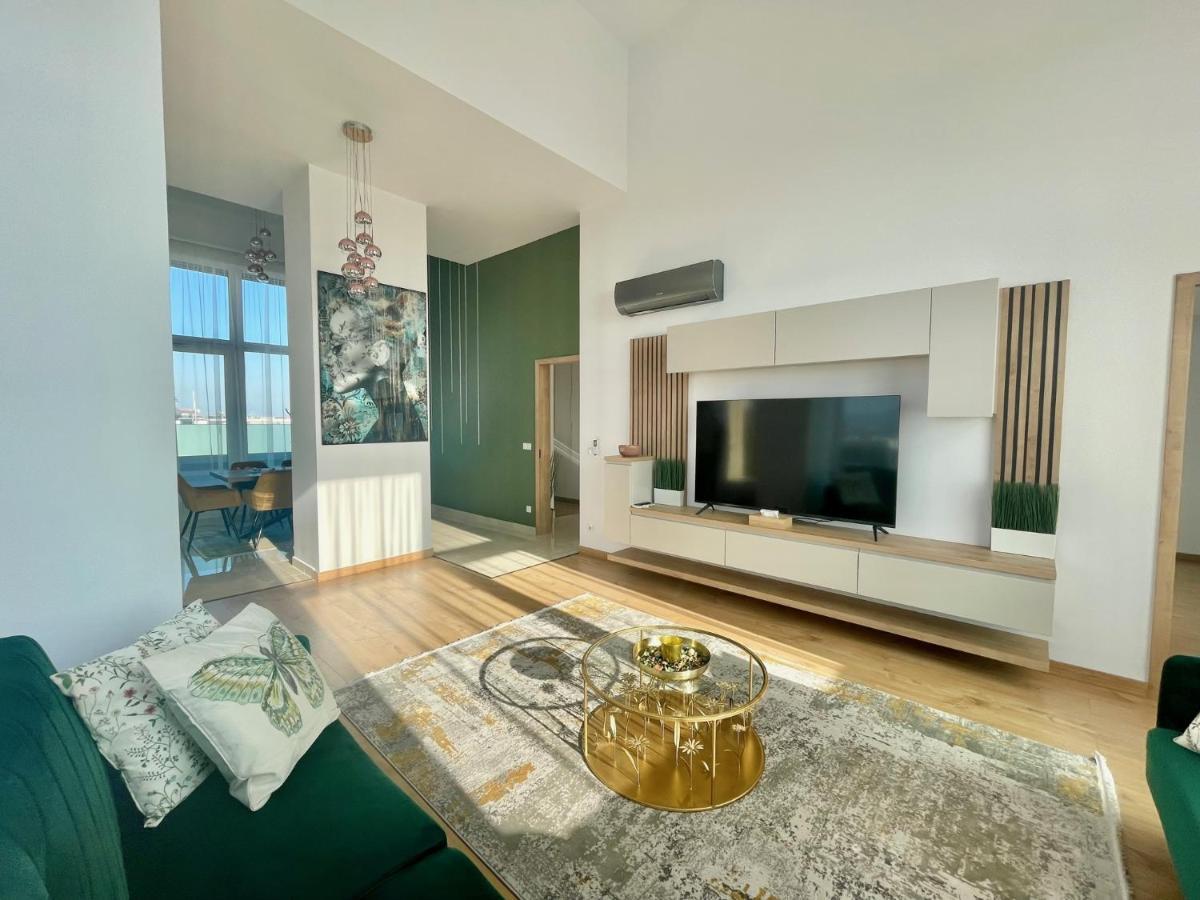 Centropolitan Penthouse #Jacuzzi #Freeparking Apartamento Budapeste Exterior foto