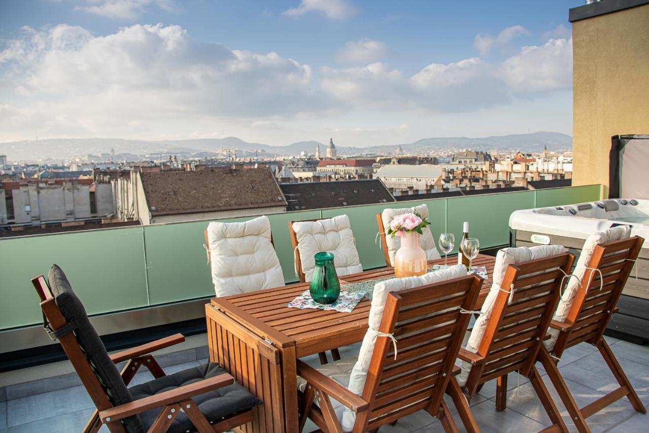 Centropolitan Penthouse #Jacuzzi #Freeparking Apartamento Budapeste Exterior foto